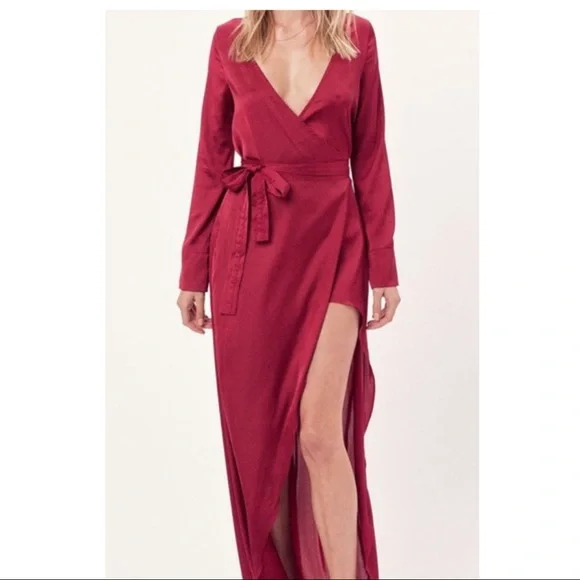 open lace back dress FOR LOVE & LEMONS Doily Bouquet Midi Dress  Lusso Di Luna Boutique